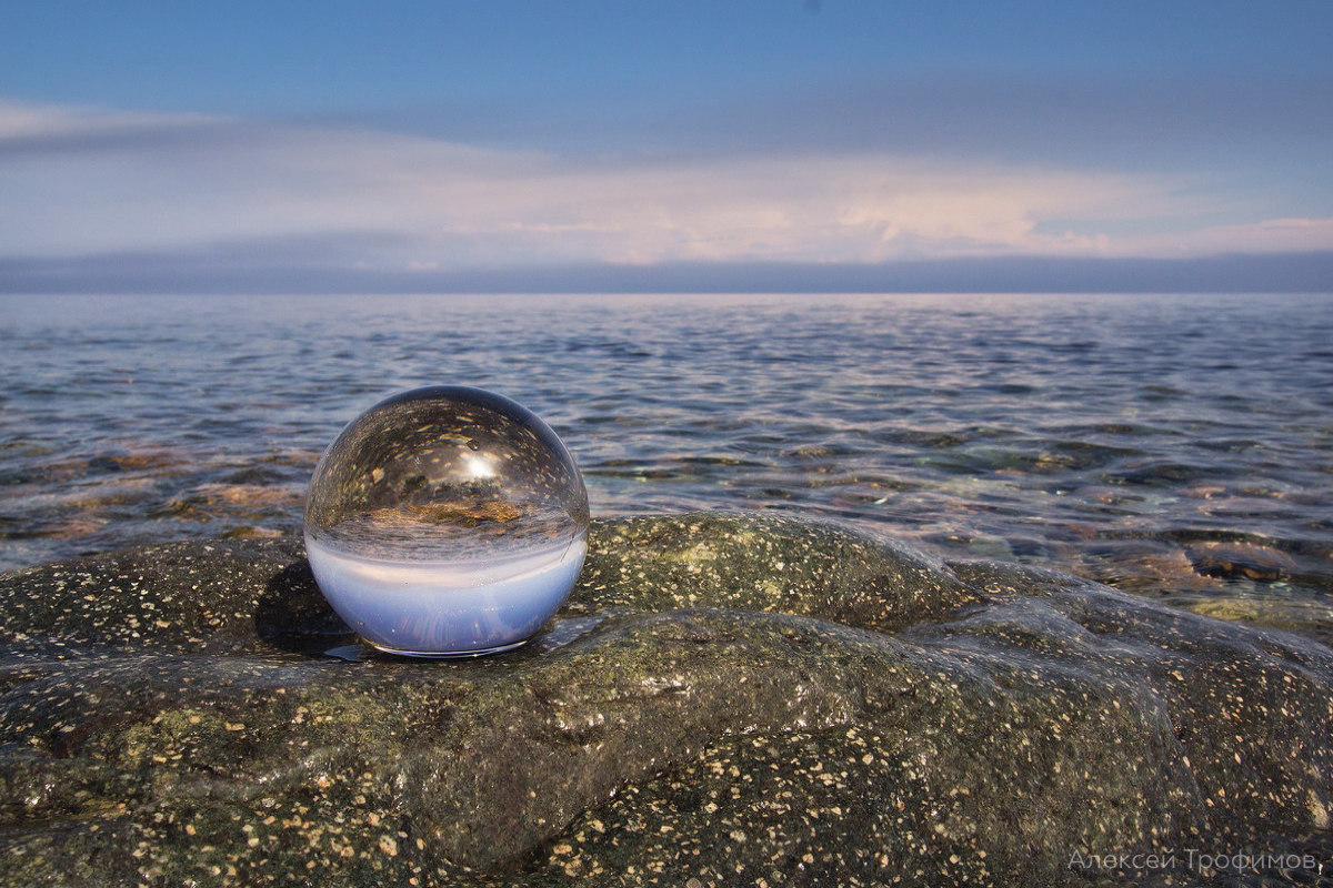 Пузырьки на байкале. Метановые пузырьки на Байкале. Голоустное Байкал пузырьки. Метановые пузыри на Байкале. Байкальские плоские пузыри.